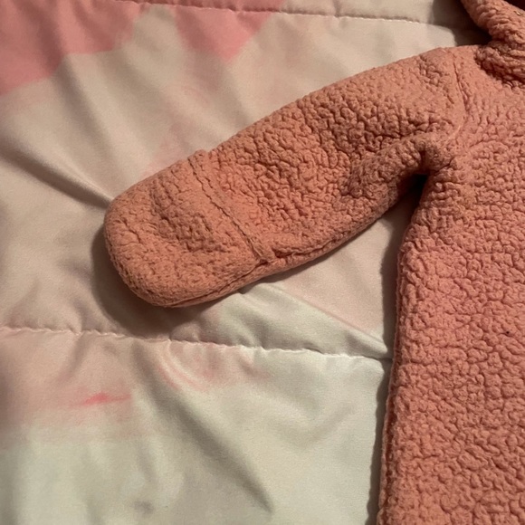 Carter’s Pink Sherpa Pram Size - 3 months - Picture 3 of 4